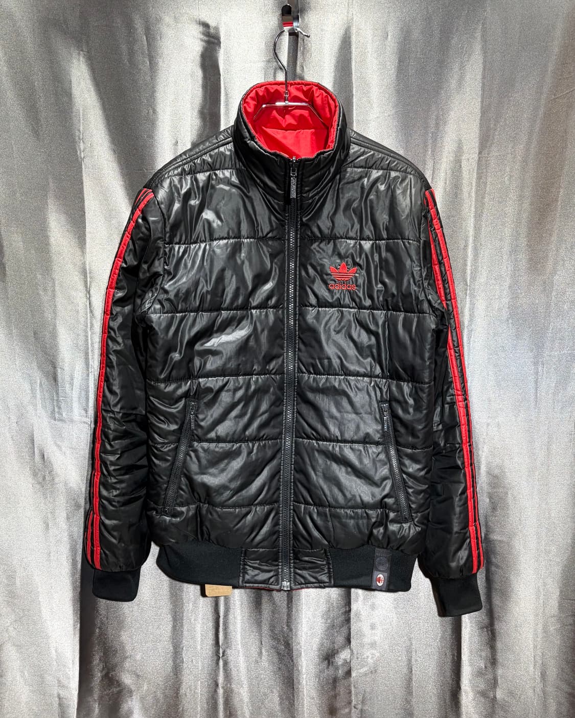M 아디다스 파이어버드 AC밀란 레드 배색 리버시블 패딩 상품이미지3
