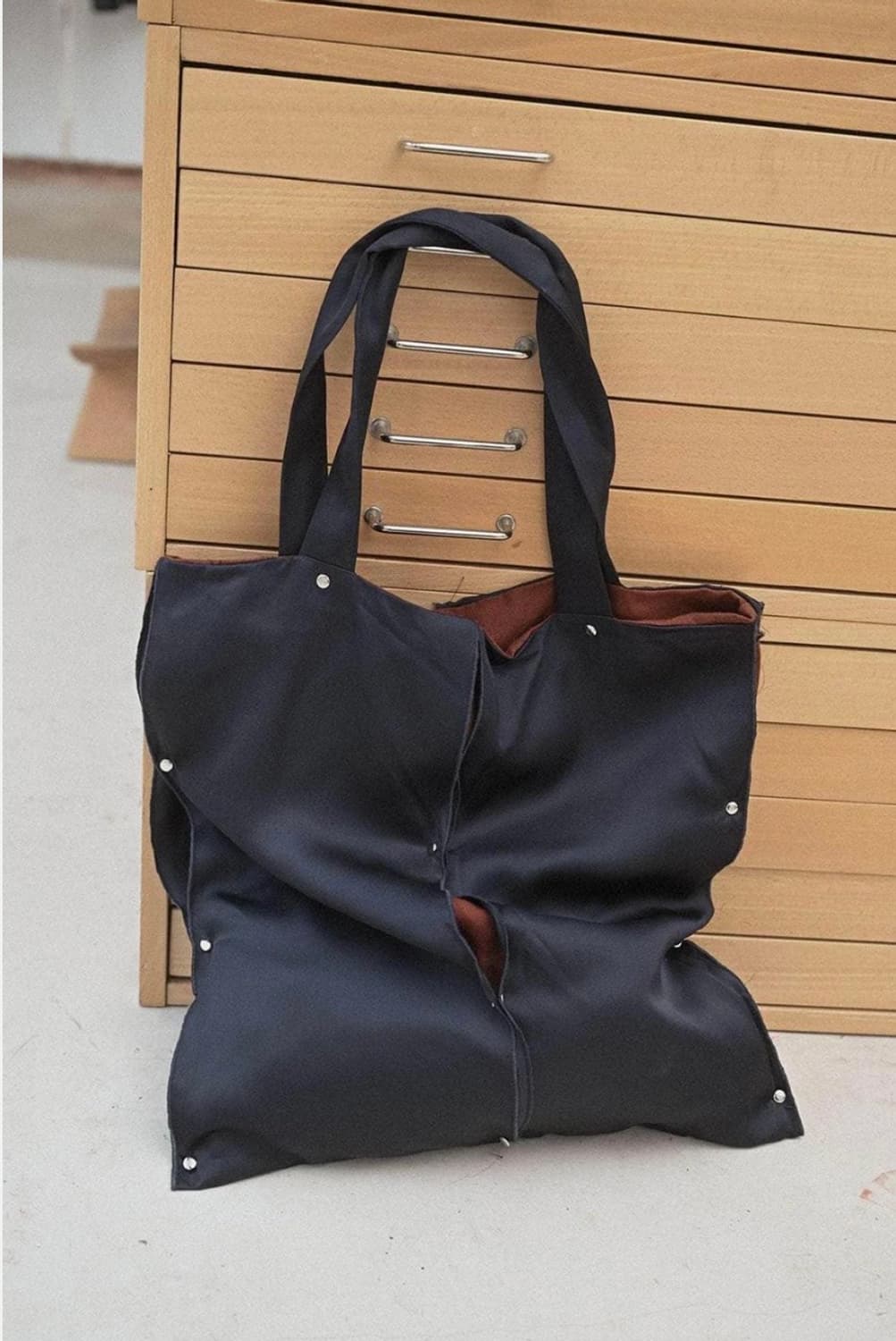 베이스레인지 숄더백 상품이미지1