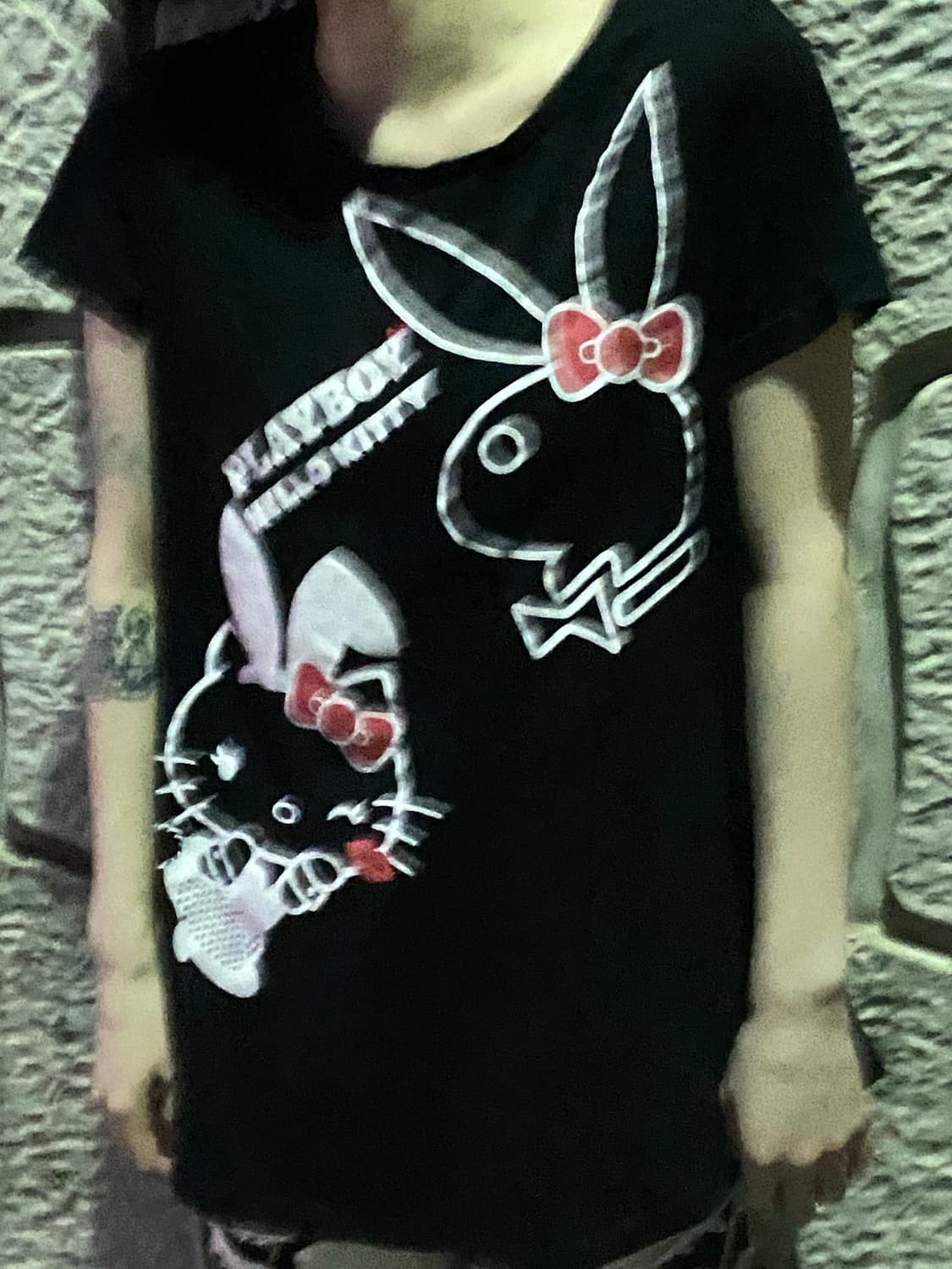 Sanrio Playboi Hello Kitty T Shirt Black 상품이미지1