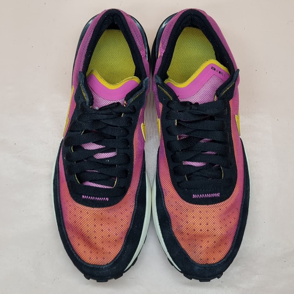 나이키 액티브 푸시아 여성운동화230 상품이미지2