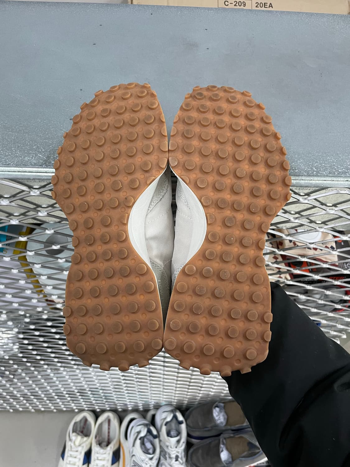 뉴발란스 327 팀버울프 265 상품이미지6