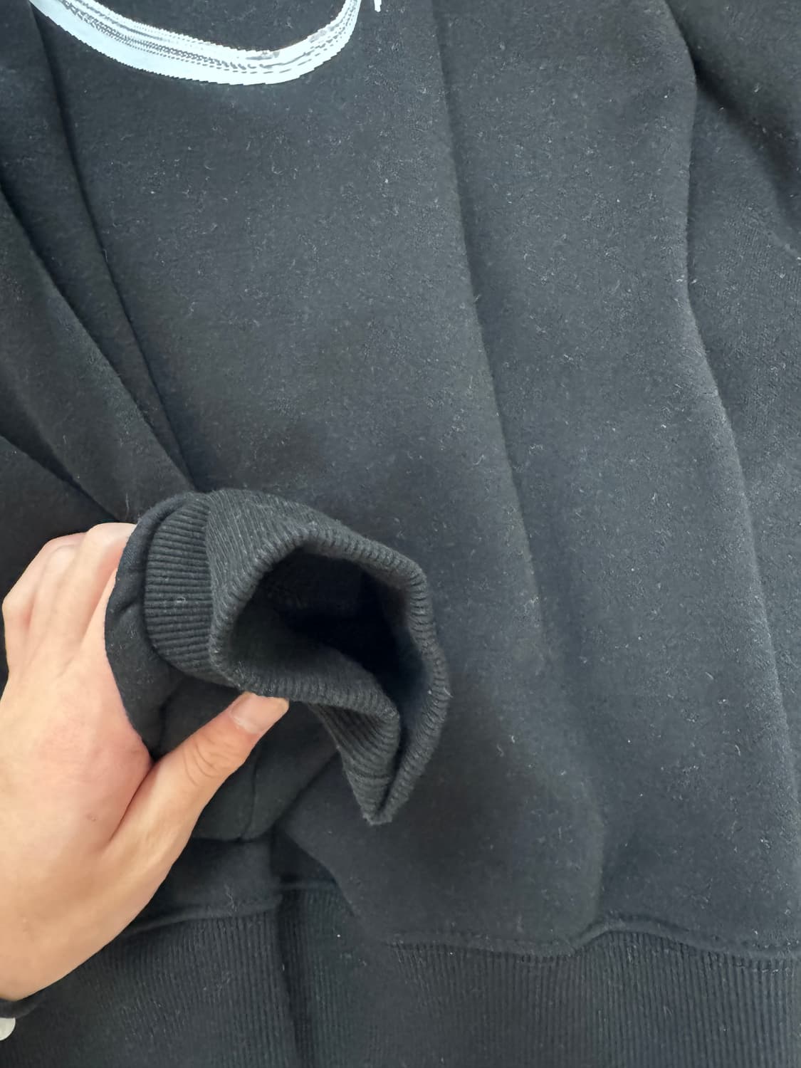 라이크모스트 링스타 오버핏 스웨트셔츠 블랙 상품이미지4