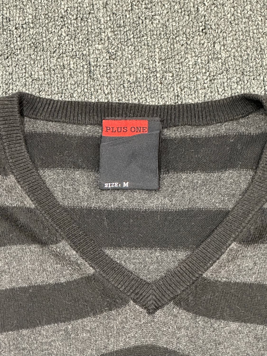 M)PLUS ONE vintage V넥 스트라이프 니트 티셔츠 상품이미지2