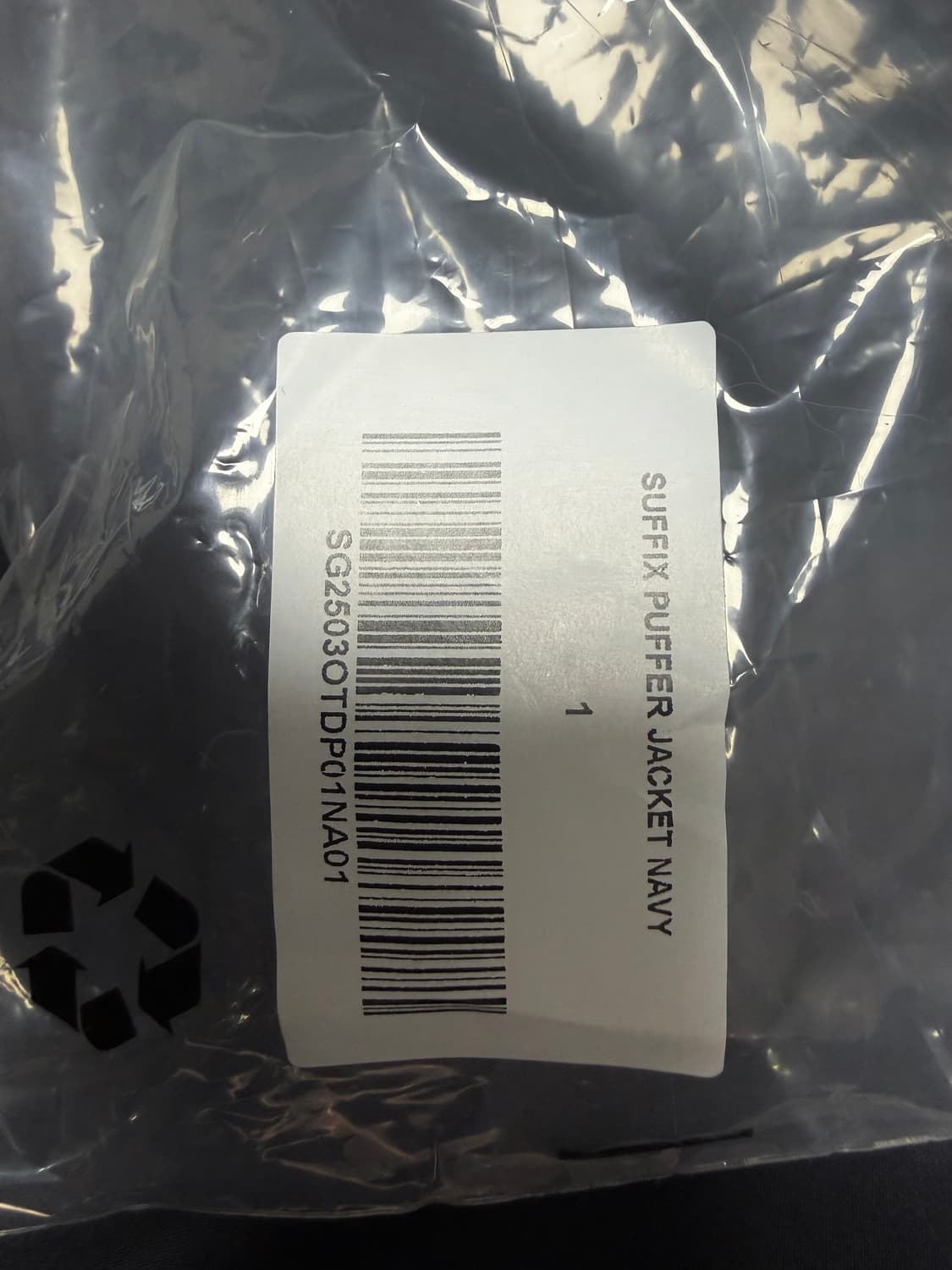 (1)산산기어 25fw 경량패딩 네이비 상품이미지7