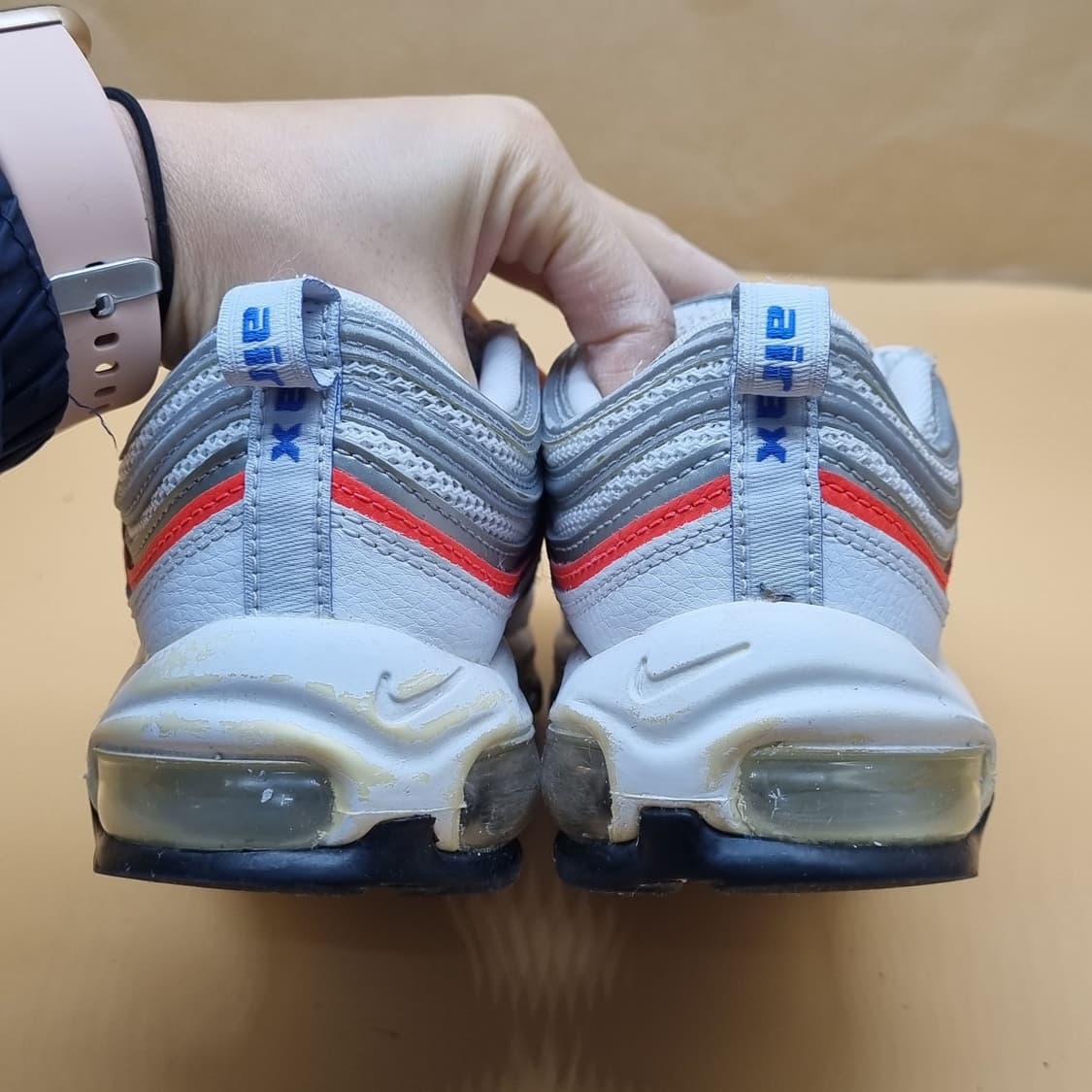 나이키 에어맥스 97 크림슨실버 운동화235. 상품이미지4