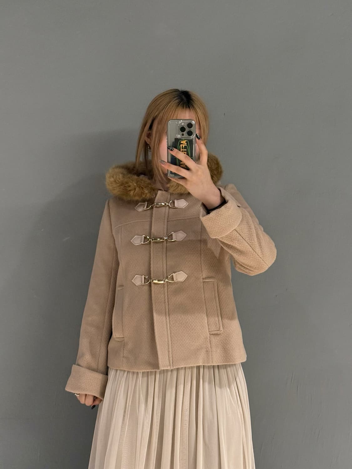 세실맥비깔 버클 디테일 라떼갸루 숏코트 상품이미지1