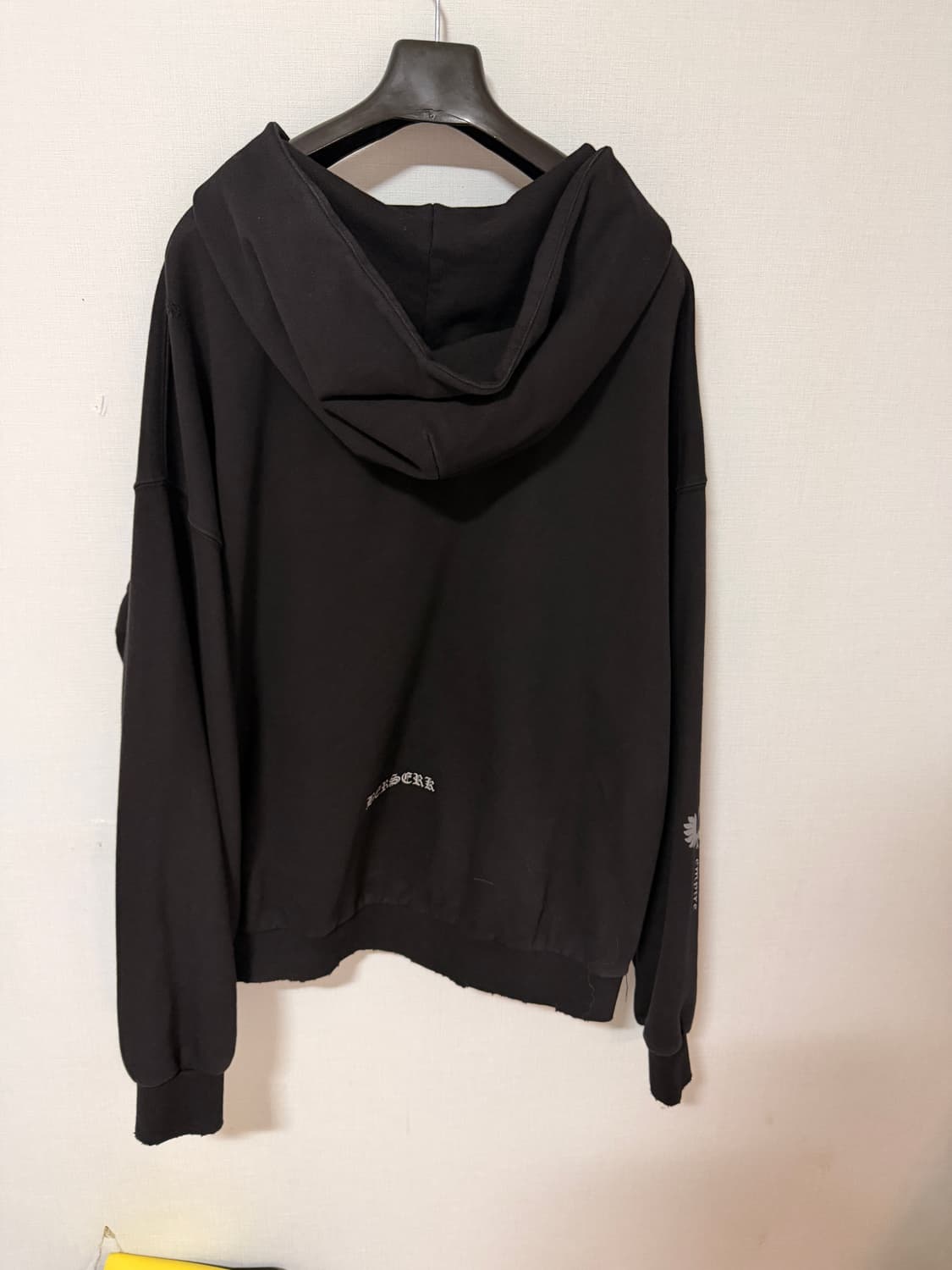 폴리테루 x 베르세르크 후드집업 상품이미지2