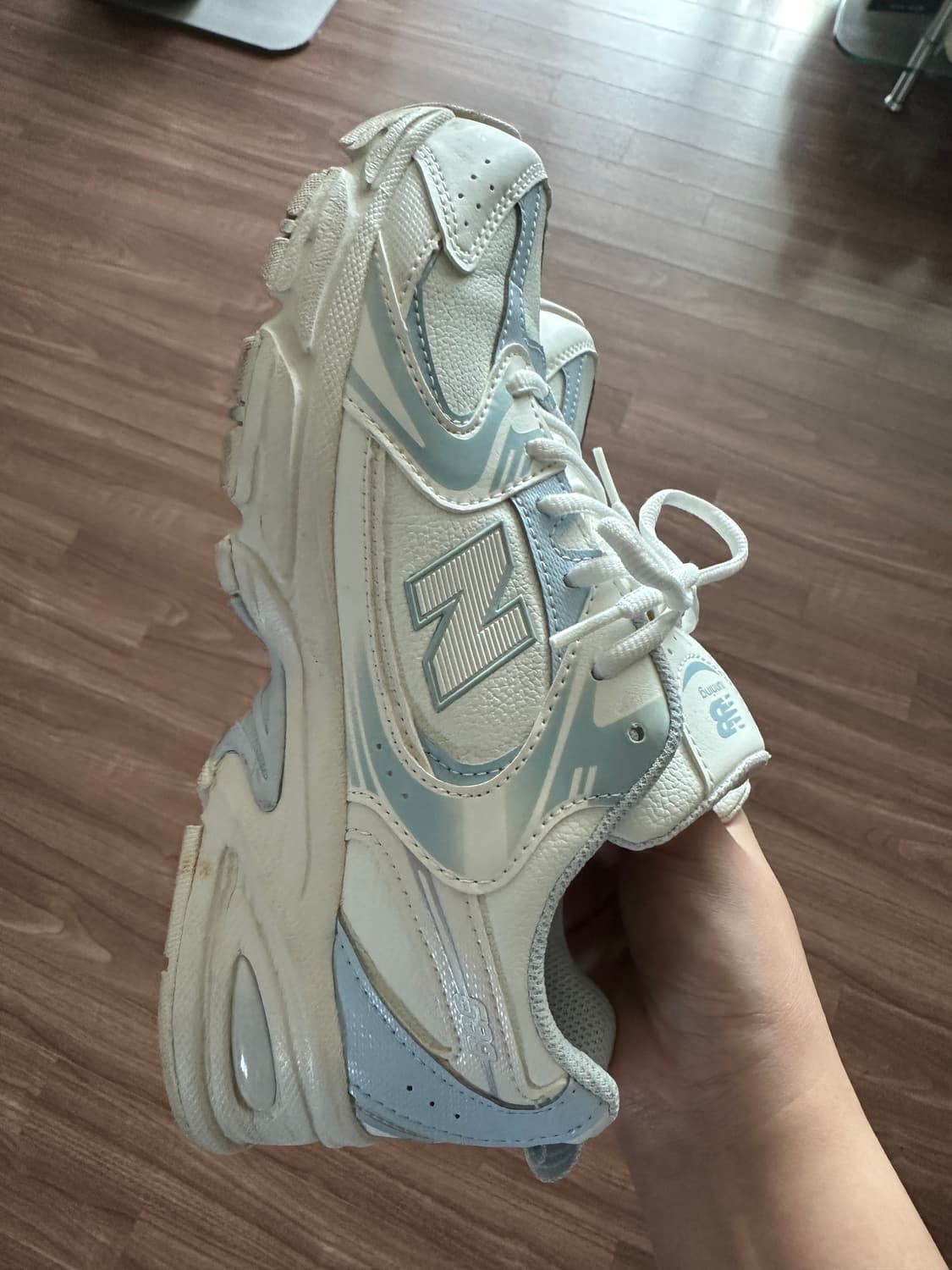 뉴발란스530 화이트스카이블루 255사이즈 상품이미지3