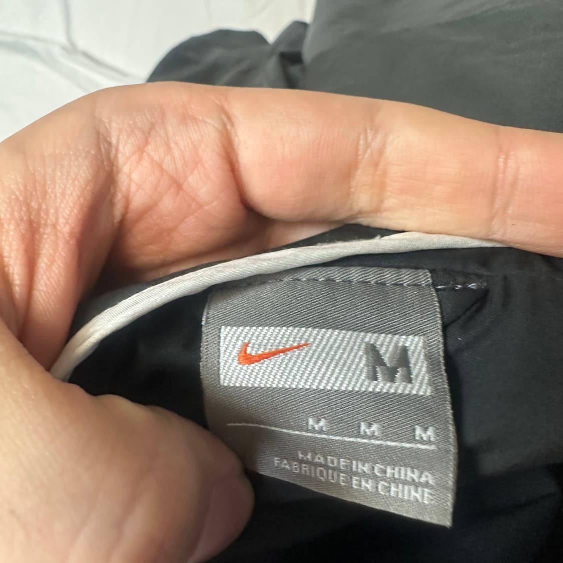 나이키 00s 테니스로고 블랙바람막이 M 상품이미지3
