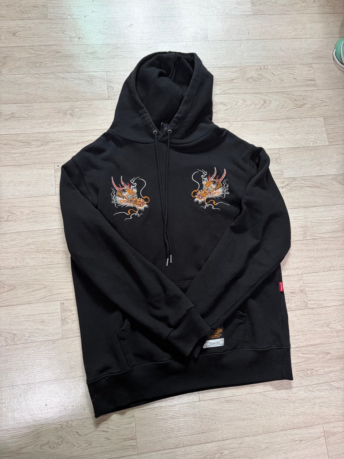 빈티지 용 후드티 상품이미지2