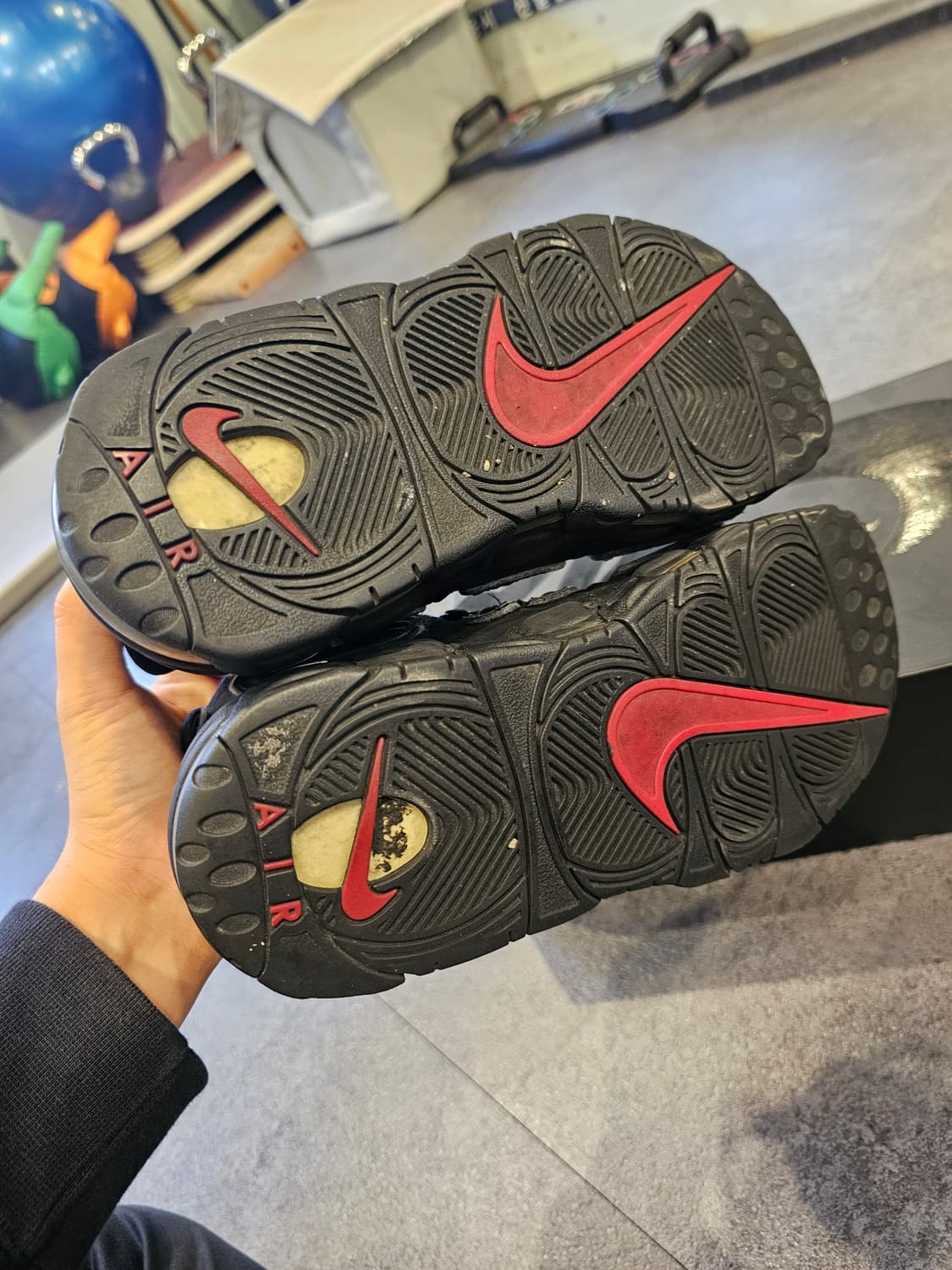 나이키 슈프림 업템포 260 상품이미지8