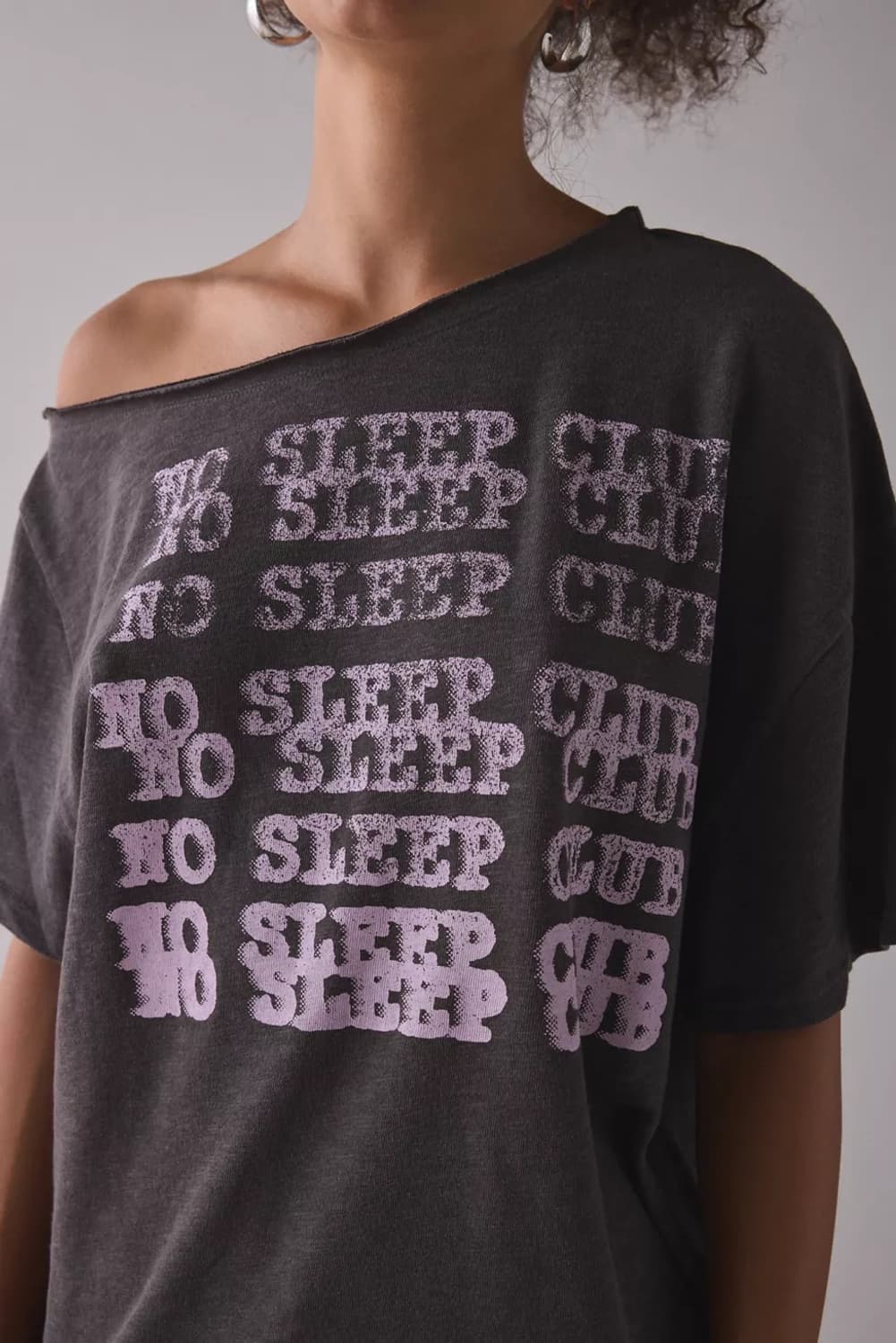UO Courteny No sleep Club T shirt 상품이미지4