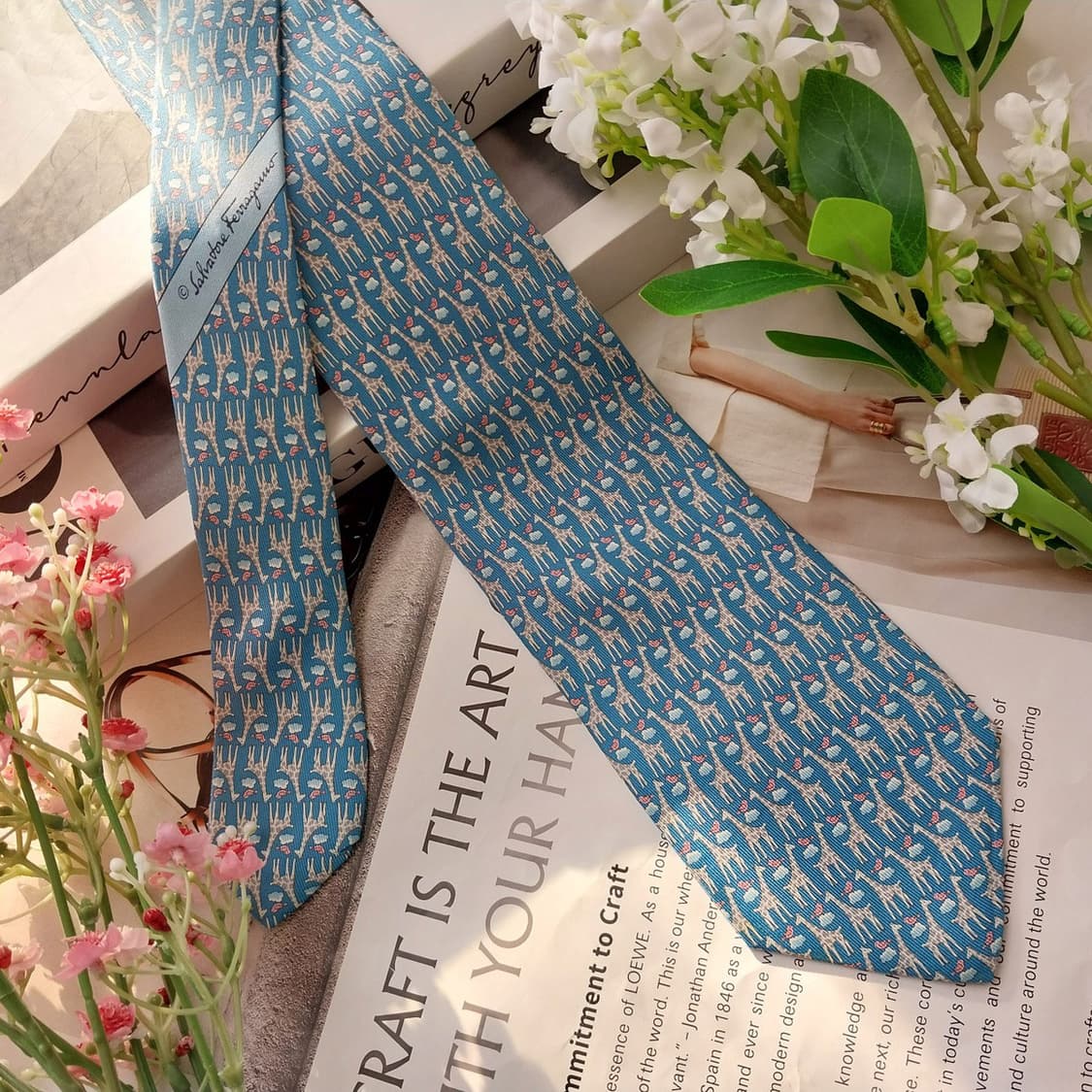 페라가모 실크 하늘색 애니멀 모티프 넥타이 8cm A+등급 K1569
 상품이미지3