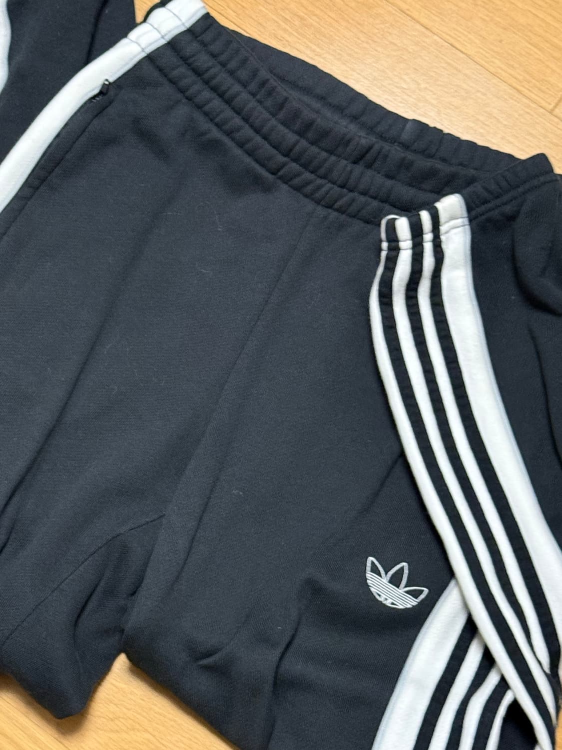츄바, 아디다스 조거 팬츠 상품이미지2