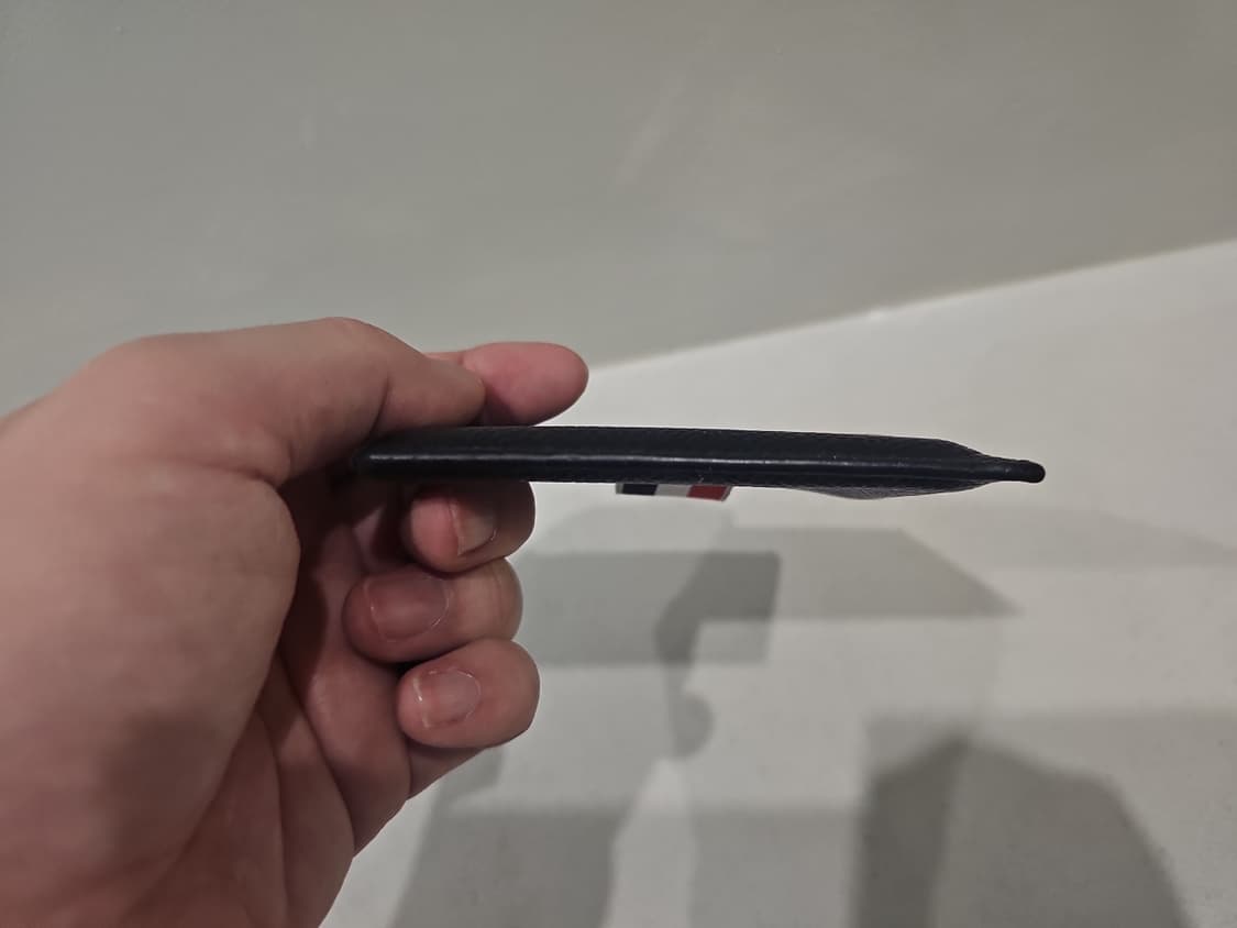 톰브라운 정품 삼선택 카드지갑 싸게 팝니다 상품이미지3