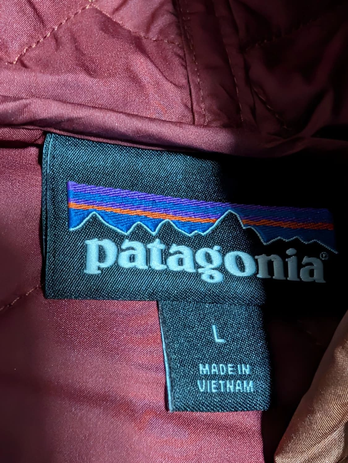 파타고니아 다이아몬드 퀼티드 봄버 후디 브라운 상품이미지3