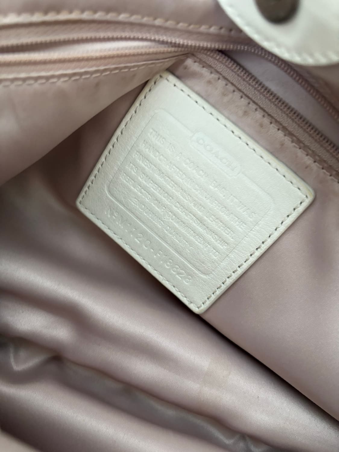 Coach ivory shoulder bag 상품이미지5