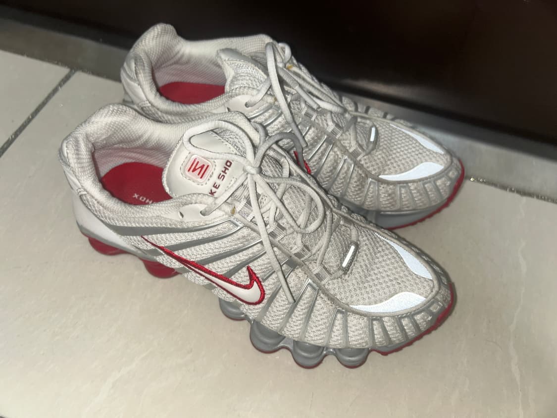 나이키 샥스 TL 플래티넘 틴트 상품이미지2