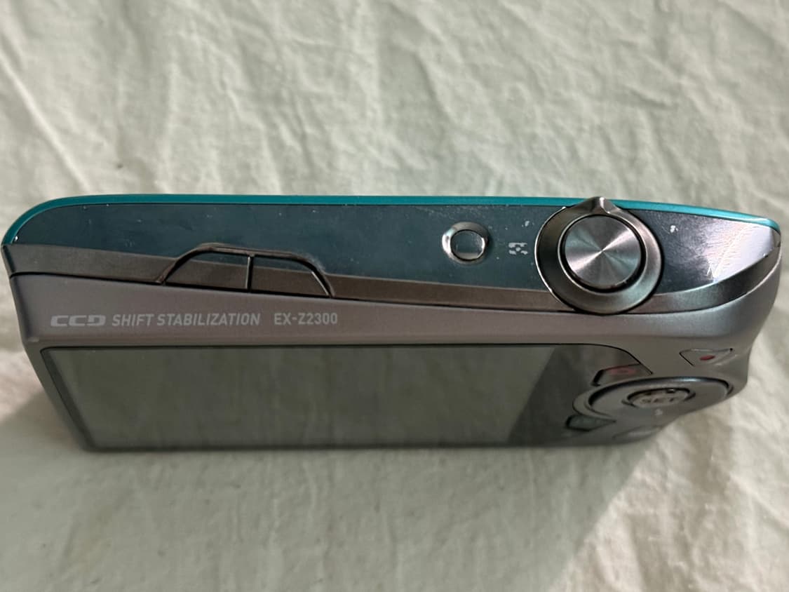 카시오 엑슬림 z2300 디카 민트색상 민트급 상품이미지2