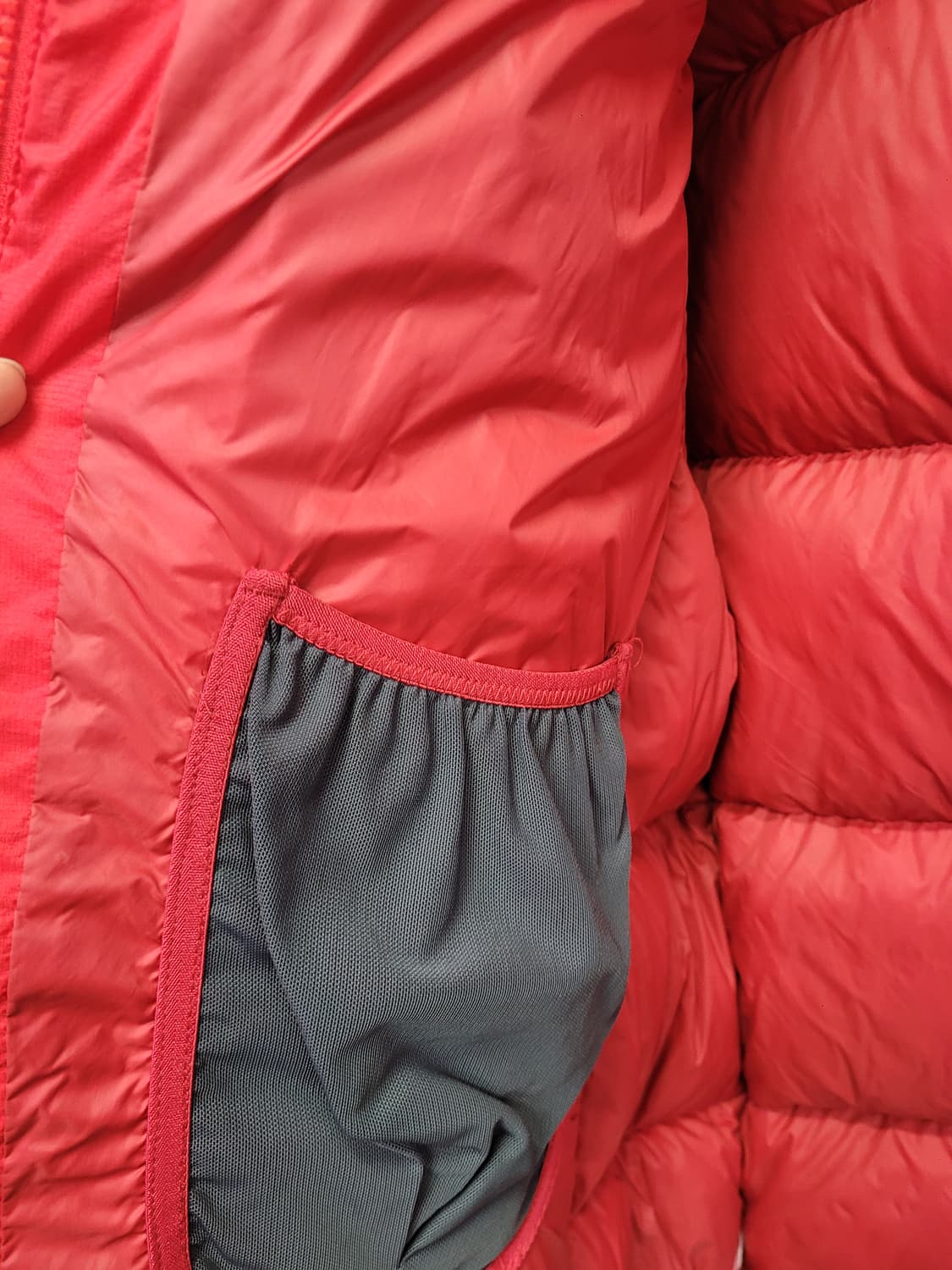 노스페이스 800 레드 패딩 HYBENT  상품이미지5