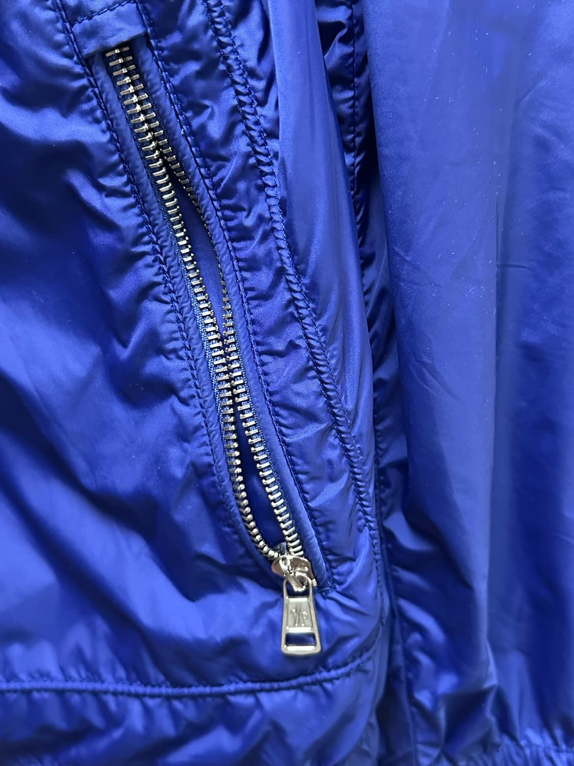 급처) 몽클레어 남성 블루 바람막이m 정품 상품이미지7
