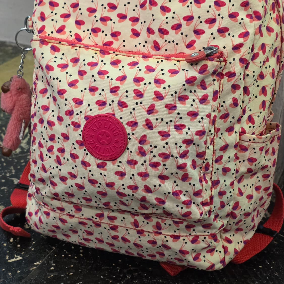 키플링 플라워 패턴 백팩 상품이미지5