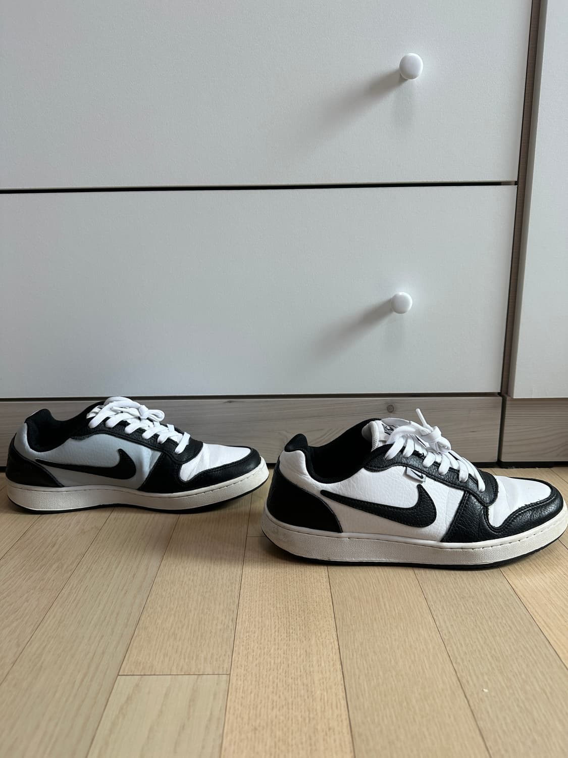 나이키 에버논 로우 흰검 275 상품이미지5