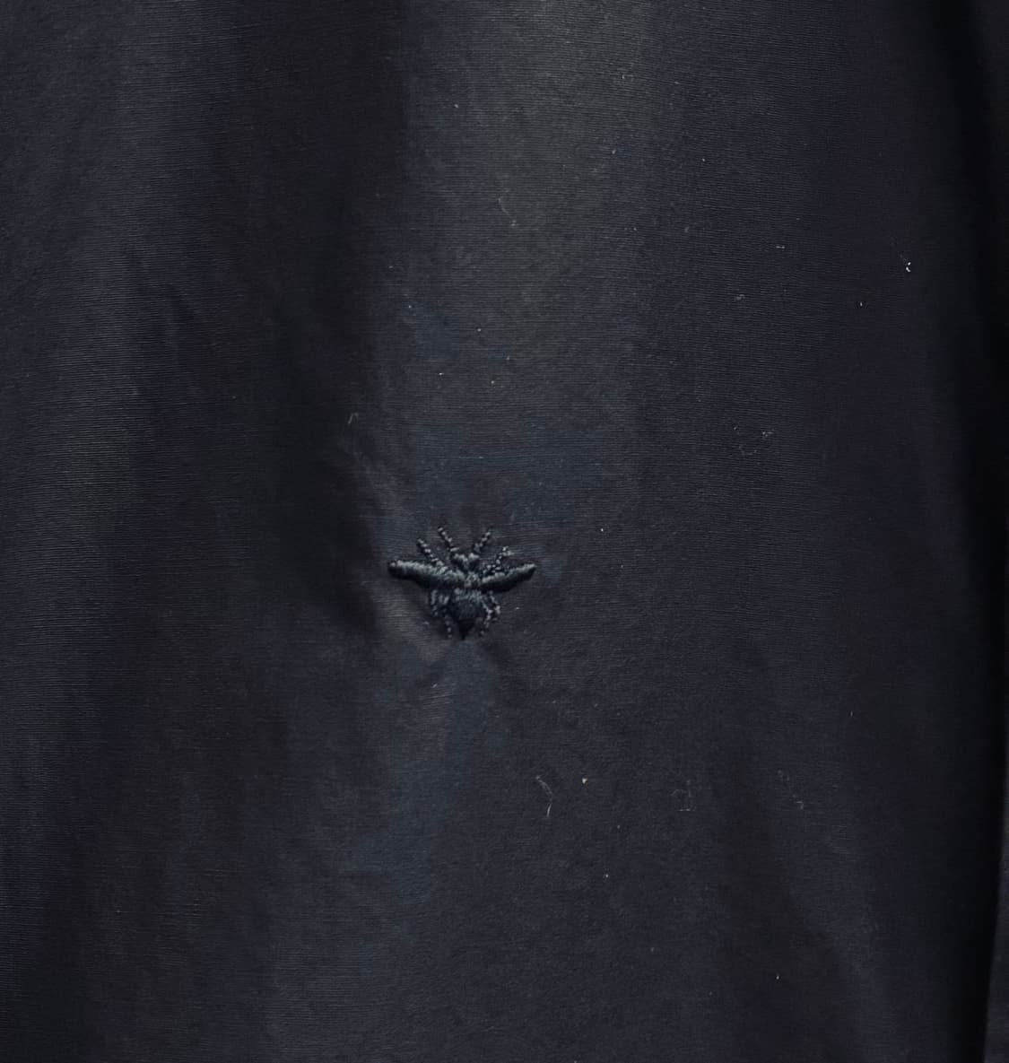 17FW 디올(Dior) 엠브로이더리 비 비(BEE) 히든 버튼 셔츠 상품이미지2