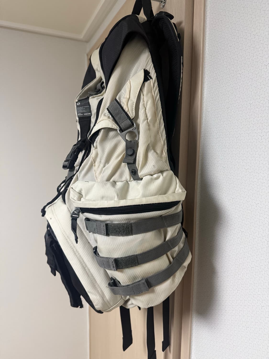 오클리 00s 백팩 상품이미지3