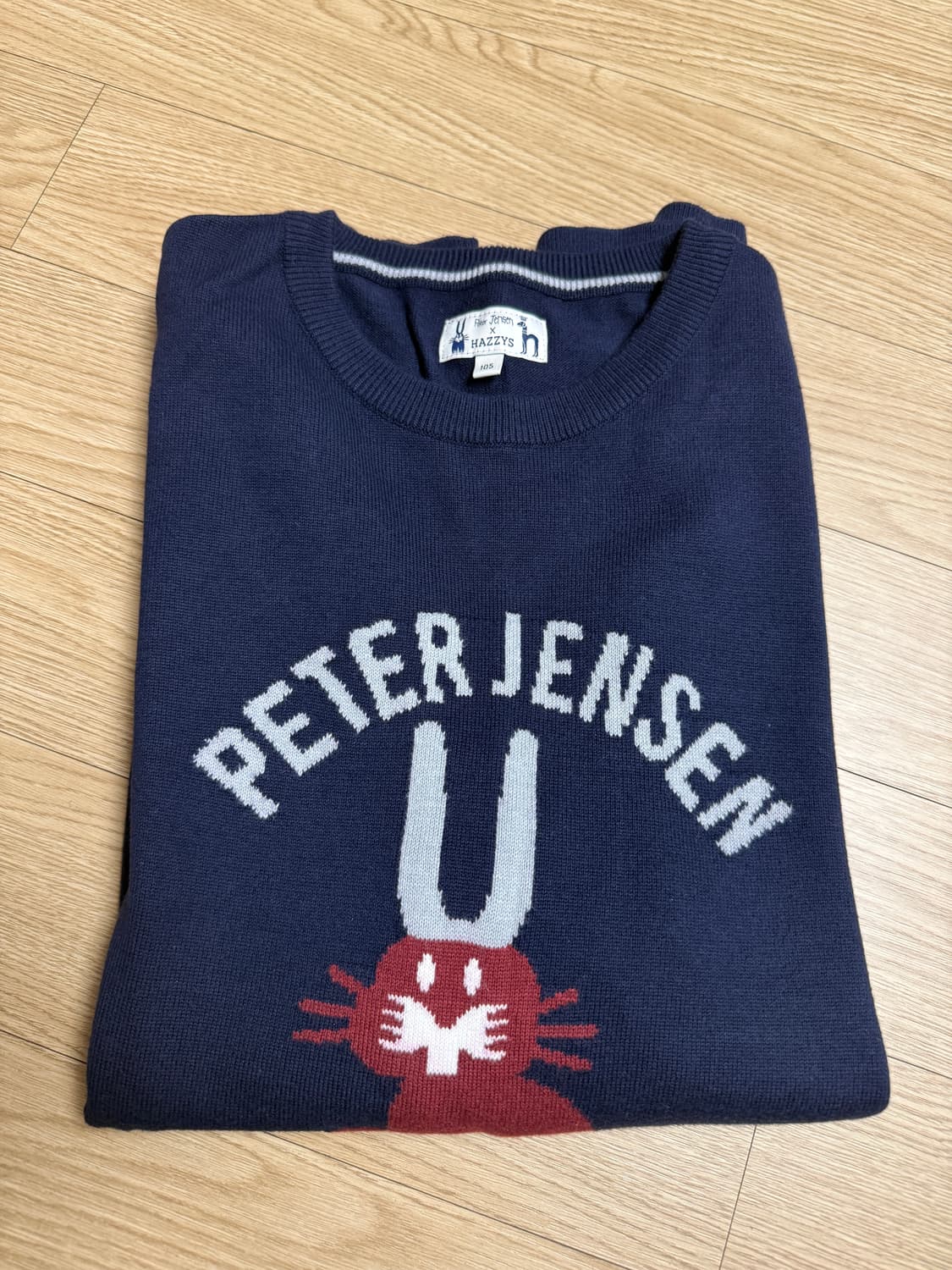 헤지스 피터젠슨 콜라보 니트 상품이미지1