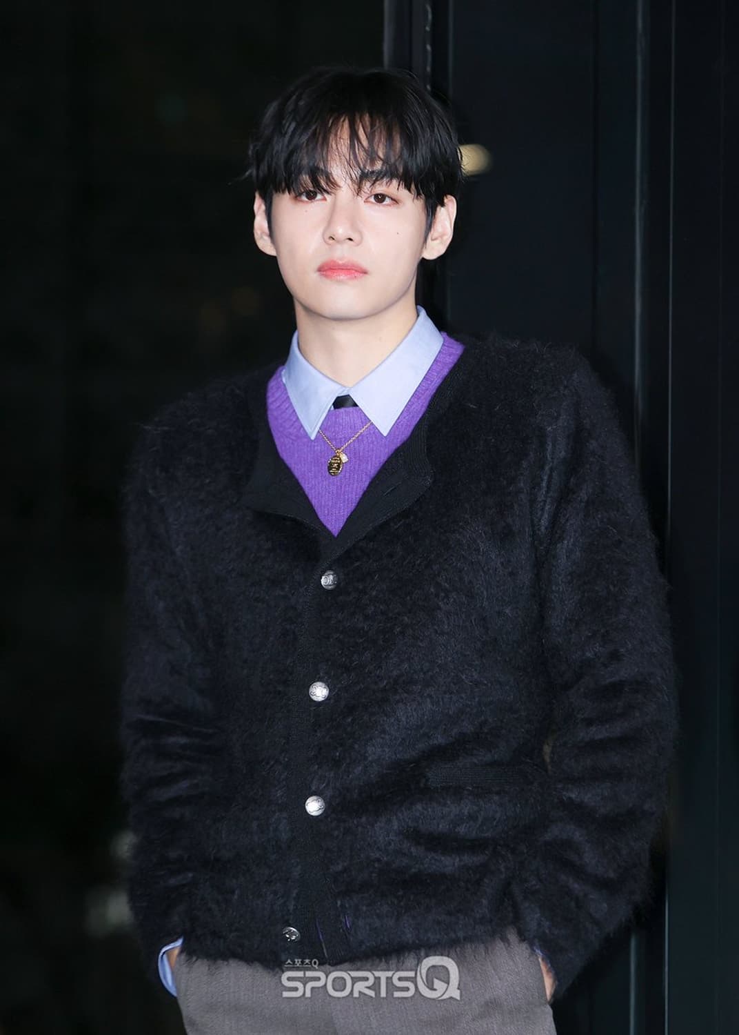 [BTS 뷔님 착용] 셀린느 24ss 브러시드 모헤어 가디건 상품이미지1