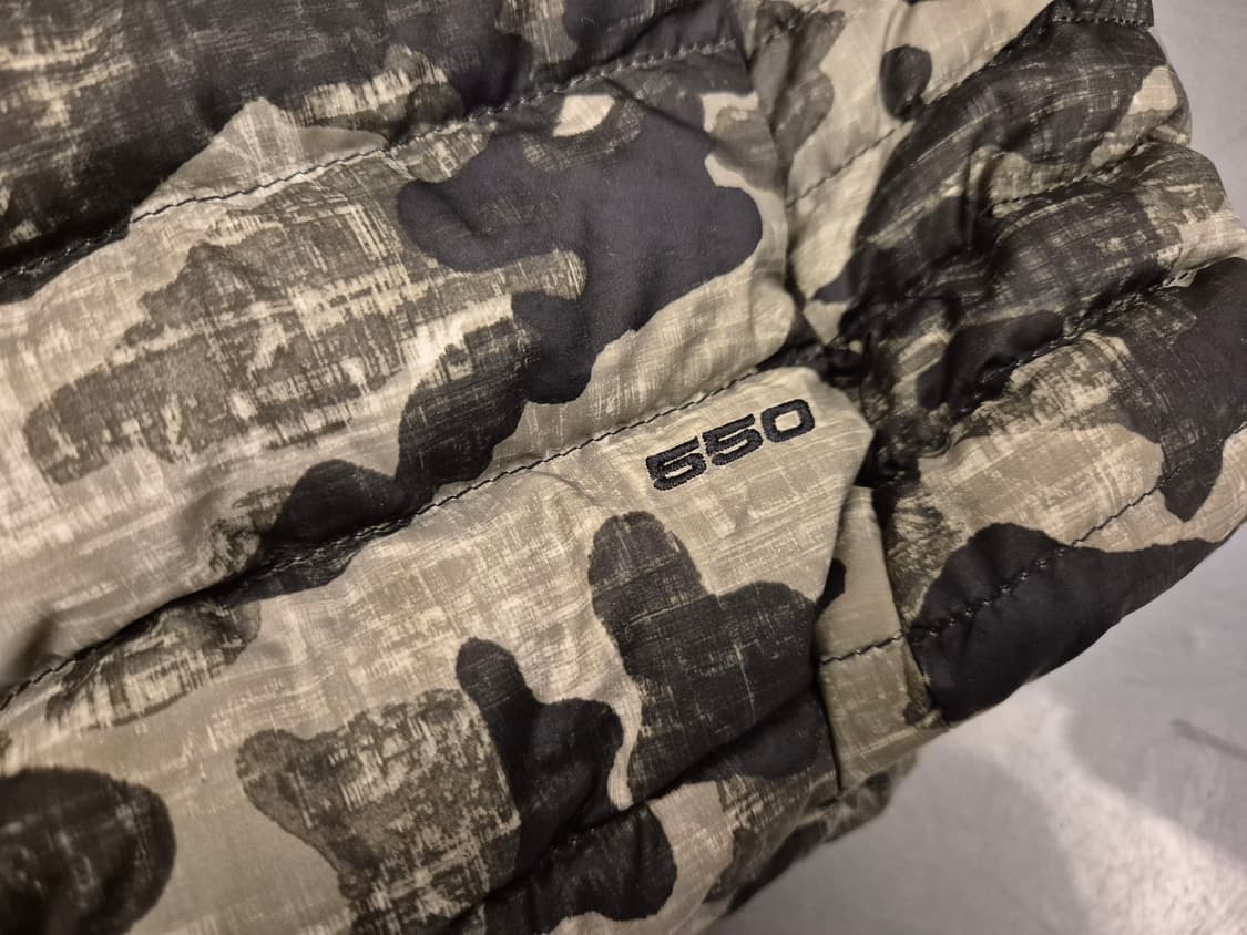 노스페이스 550 구스다운 카모 베스트 상품이미지4