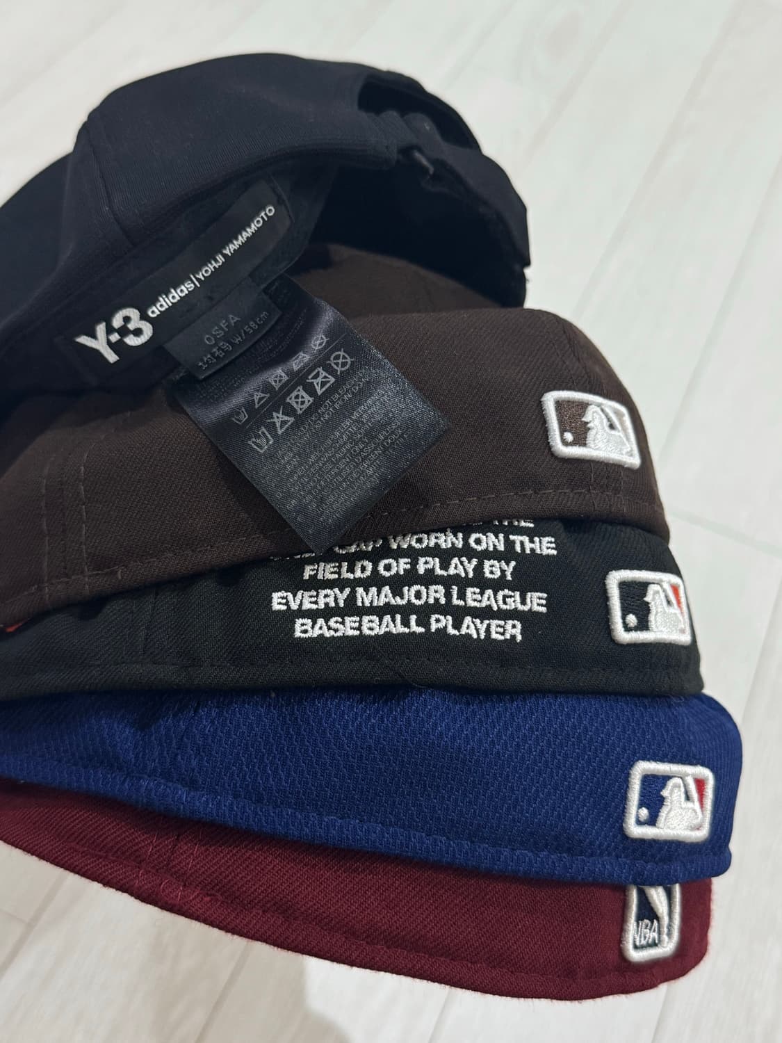 뉴에라, y-3  볼캡 스냅백 팝니다  상품이미지1