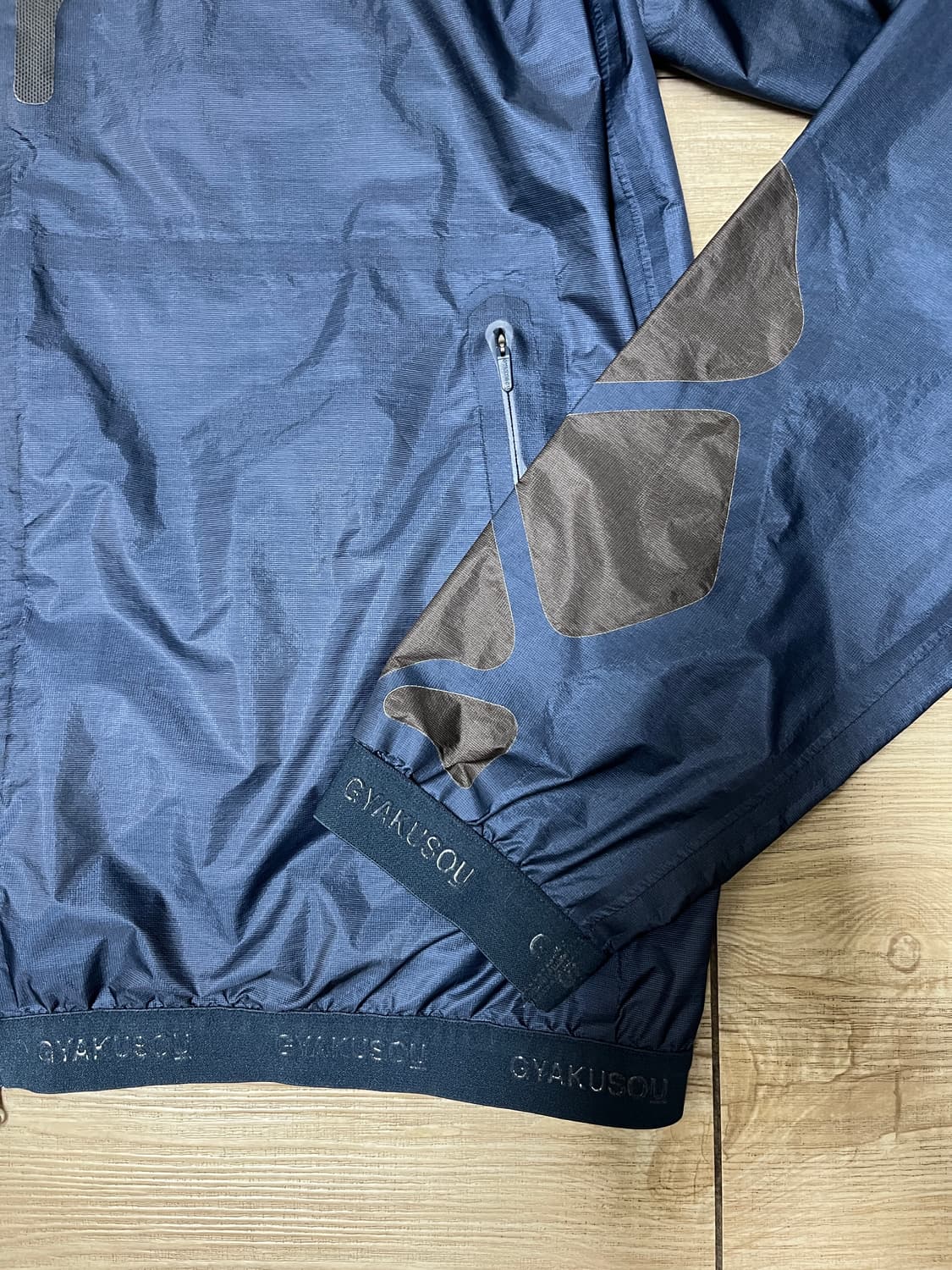 나이키 언더커버 갸쿠소우 콜라보 바람막이 상품이미지5