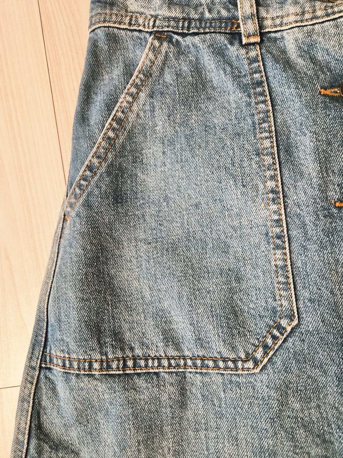 [ZARA/자라] 프리미엄 데님 버튼 미니스커트 (XS/24) 상품이미지4