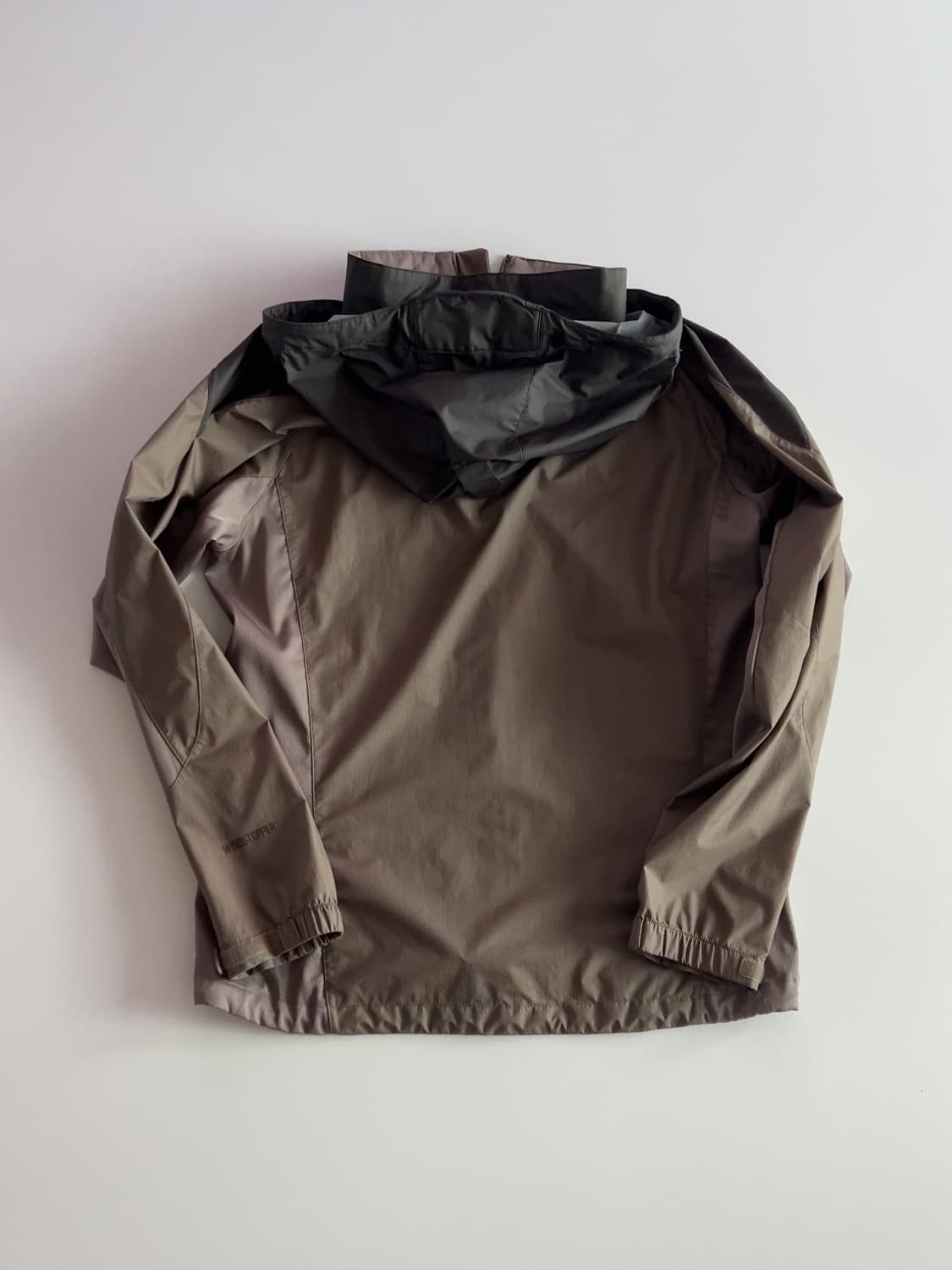 몽벨 다크 베이지 바람막이 100 상품이미지9