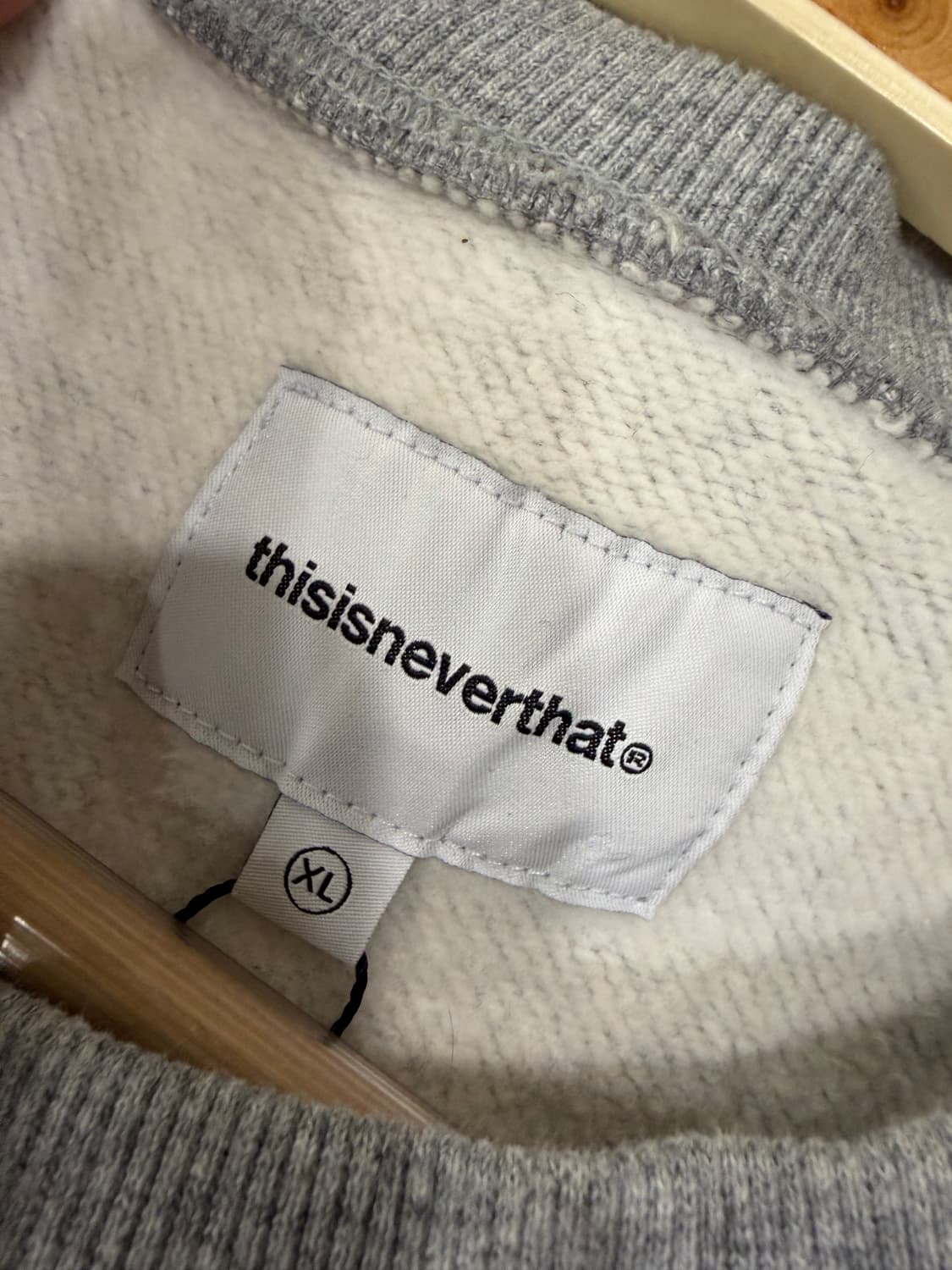 디스이즈네버댓 맨투맨 상품이미지2