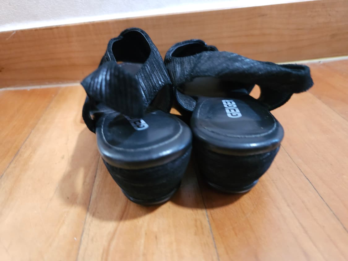 새상품)가이거 소가죽 웨지힐샌들 상품이미지6