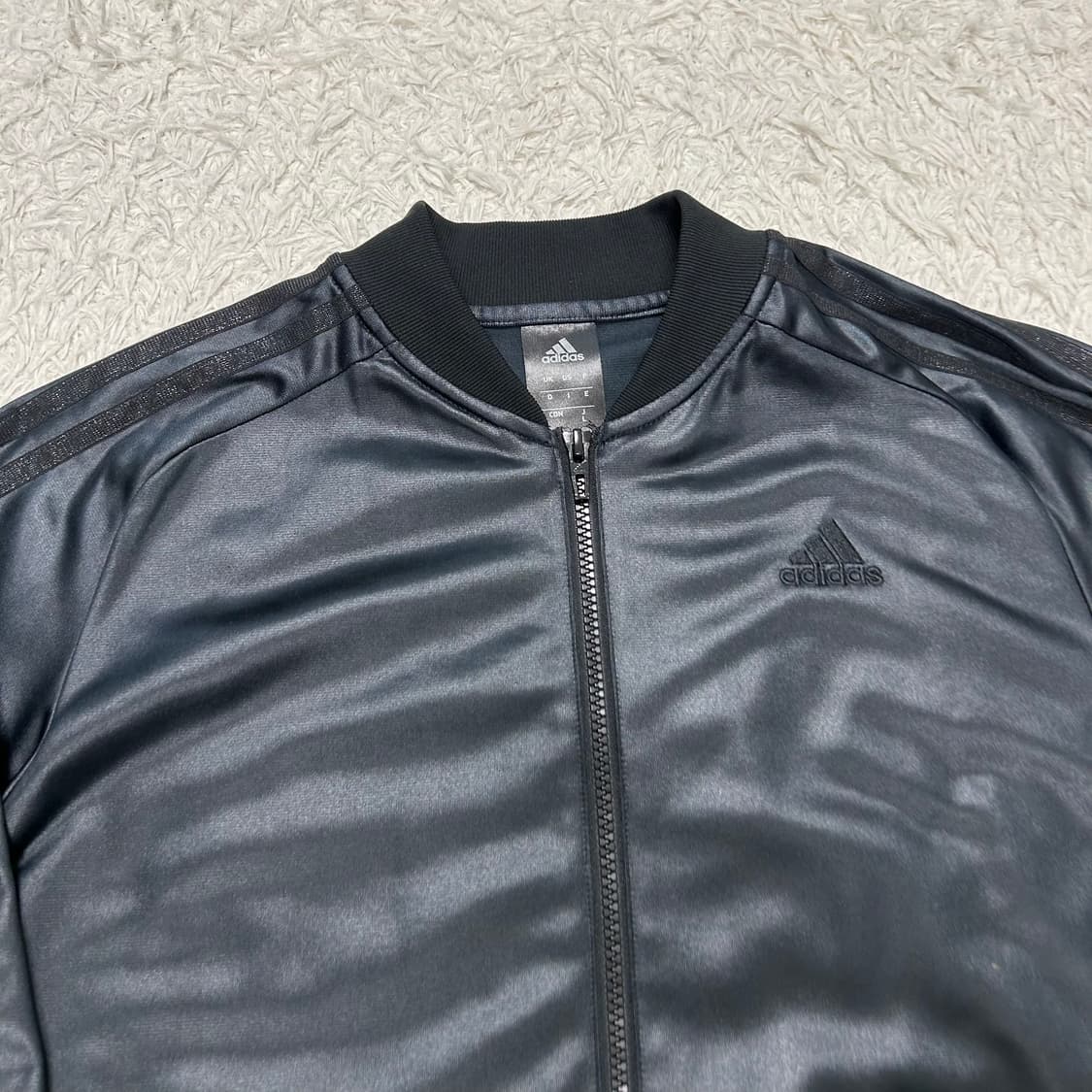 Adidas black glossy jersey 상품이미지5