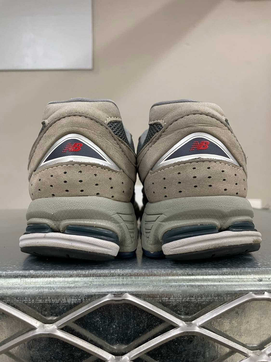 뉴발란스 2002R 그레이 255 (gr-4765) 상품이미지3