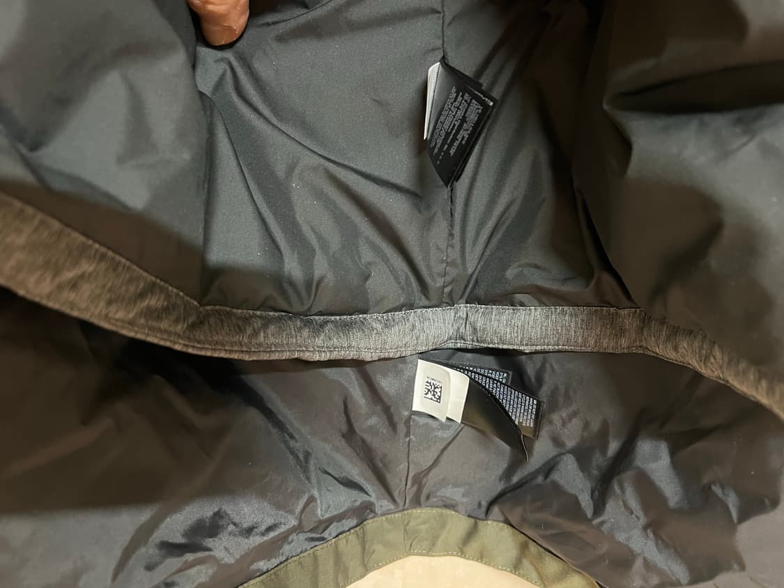 노스페이스 남성 2in1 패딩 점퍼 XL사이즈입니다 상품이미지8