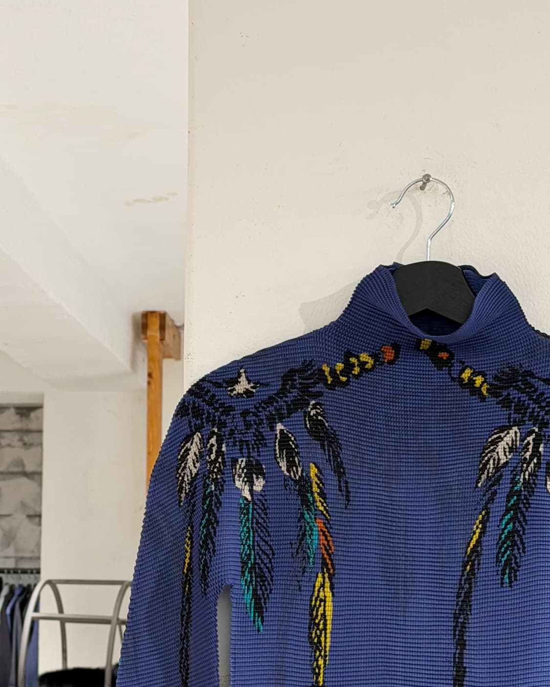 이세이 미야케 미 블루 터틀넥 롱 슬리브 상품이미지2