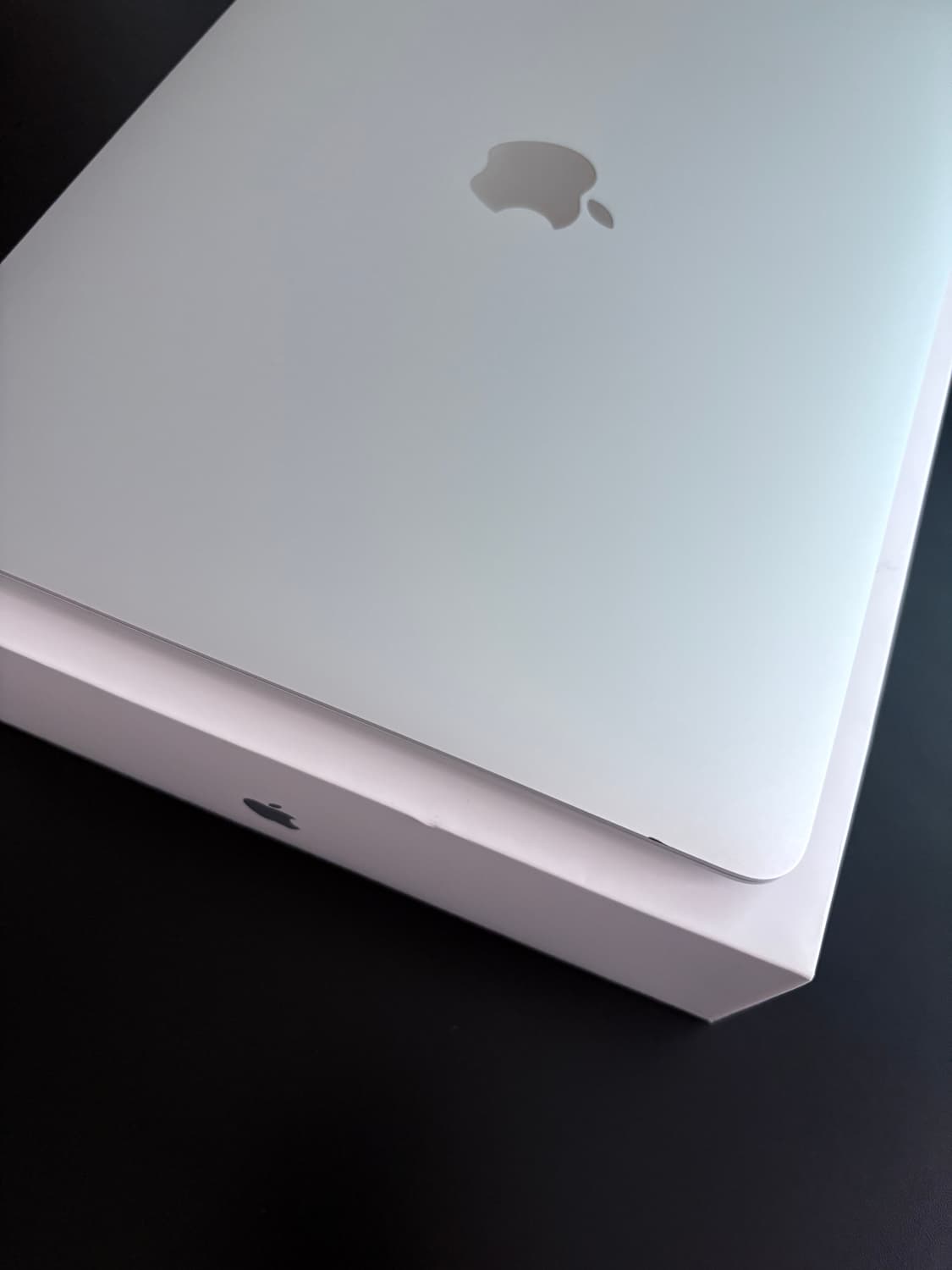 맥북 에어 M1 13인치 실버 풀박스 상품이미지4