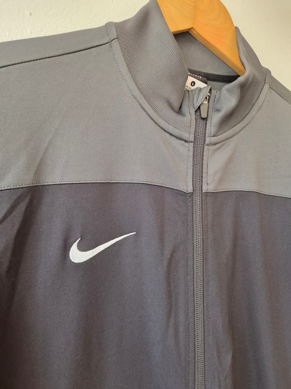 나이키 남성 드라이핏블랙배색져지점퍼 상품이미지4