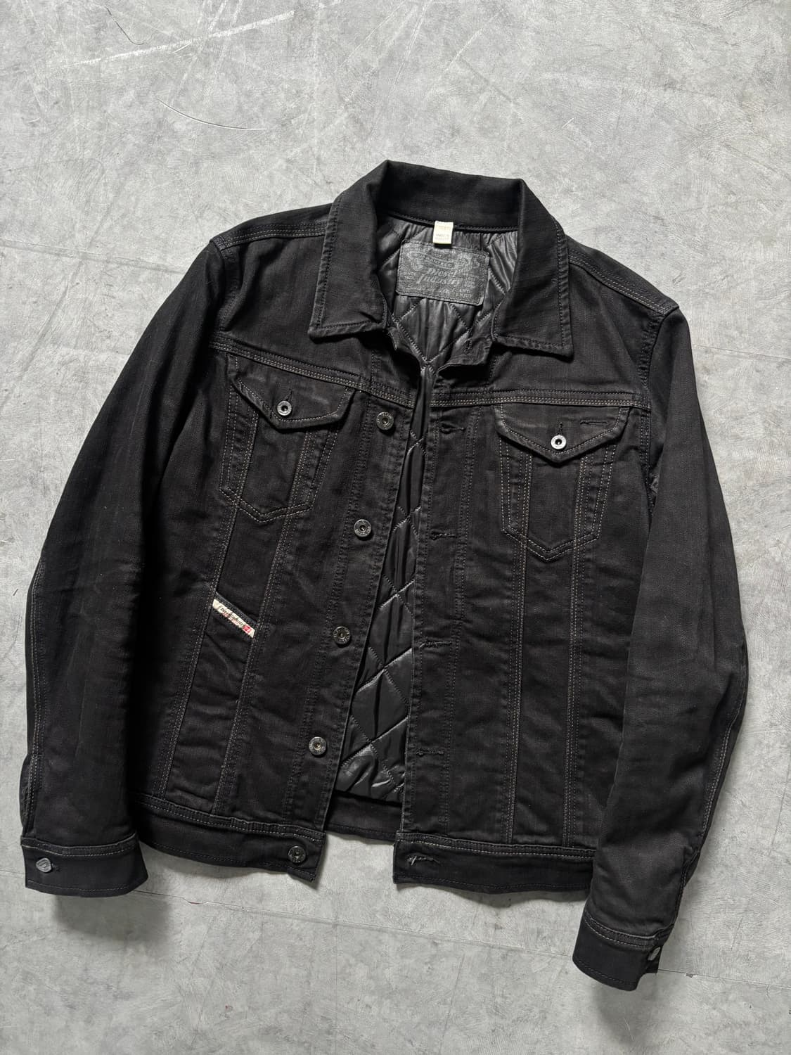 Diesel 디젤 퀼티드 블랙 트러커 자켓  상품이미지1