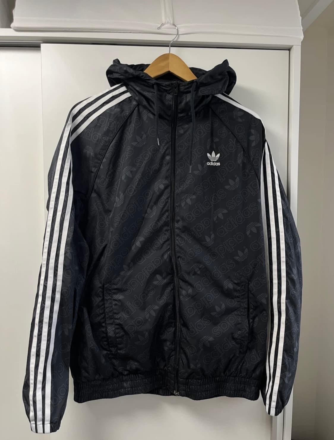 아디다스 바람막이 상품이미지1