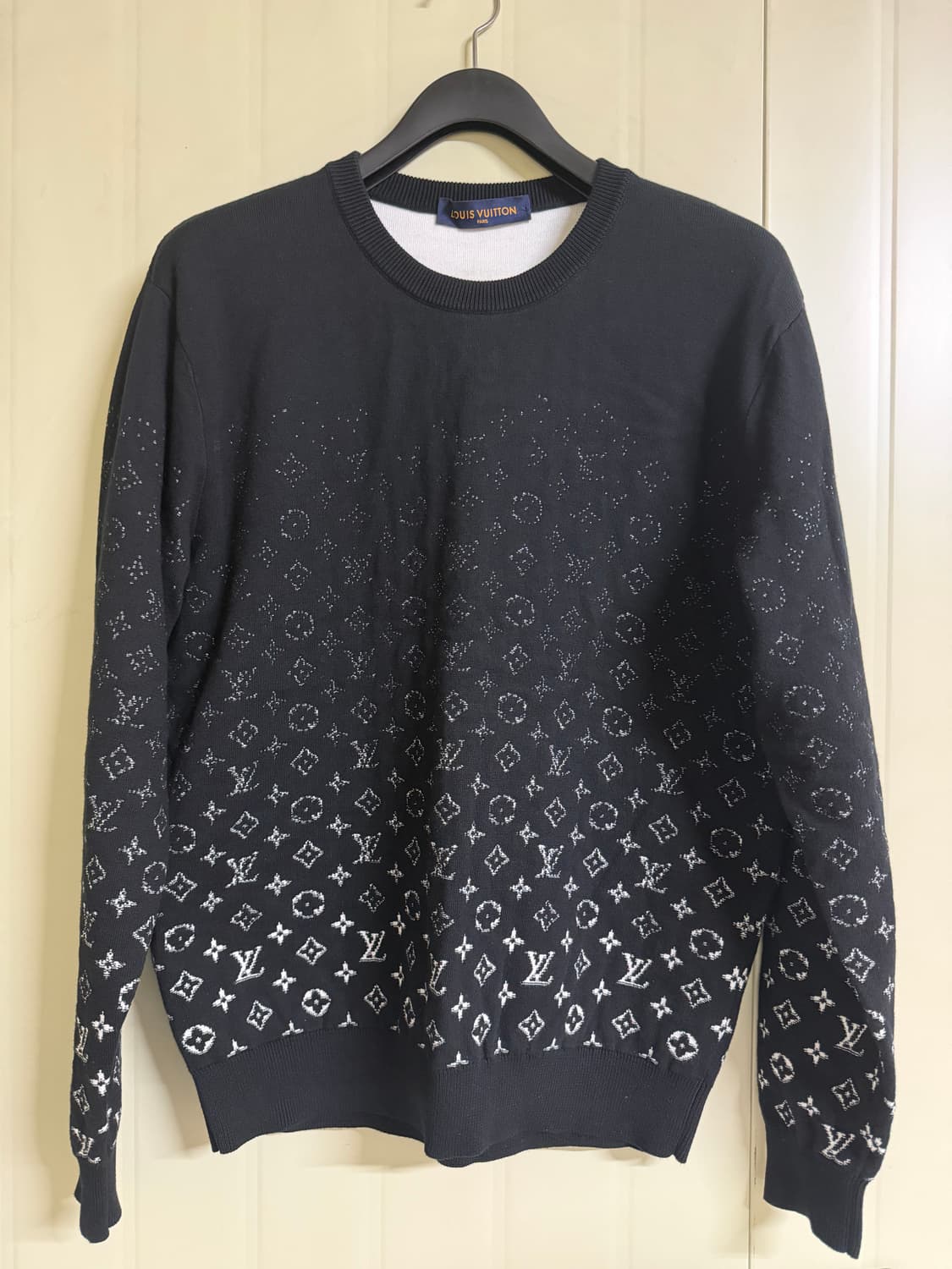 루이비통 모노그램 그라데이션 니트 xl 상품이미지1