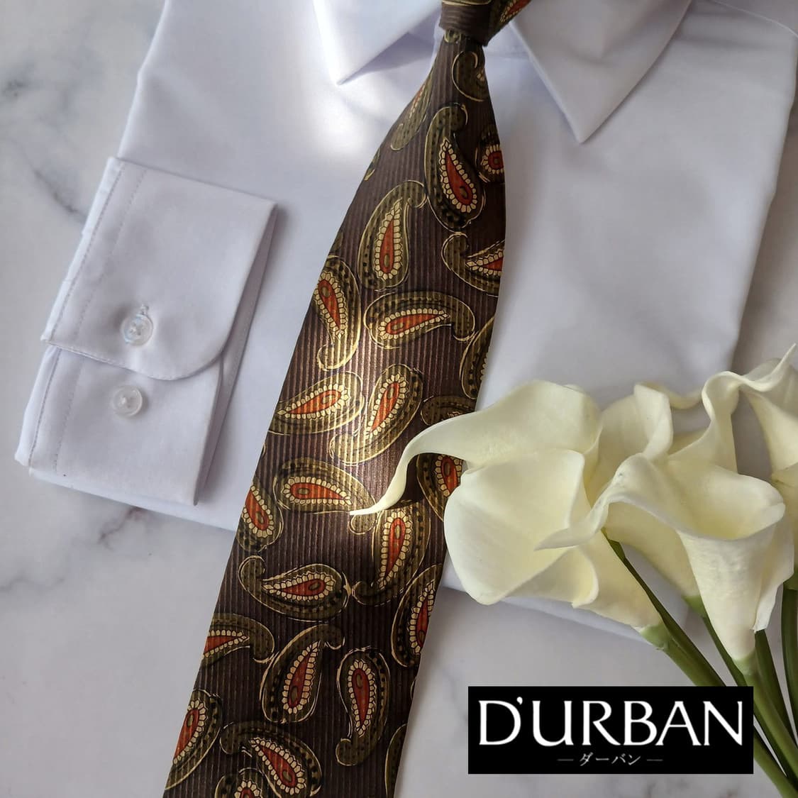 더반(다반) 실크 브라운 페이즐리 넥타이 8.6cm A등급 A19017
 상품이미지1