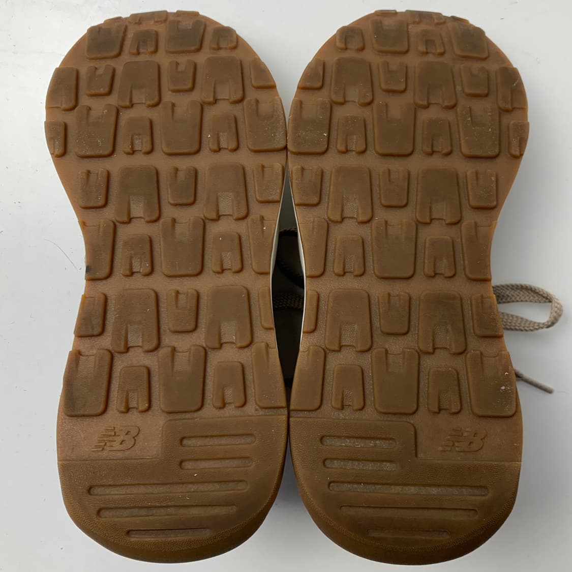 [230/정품] 뉴발란스 57/40 여성 운동화 신발
 상품이미지6