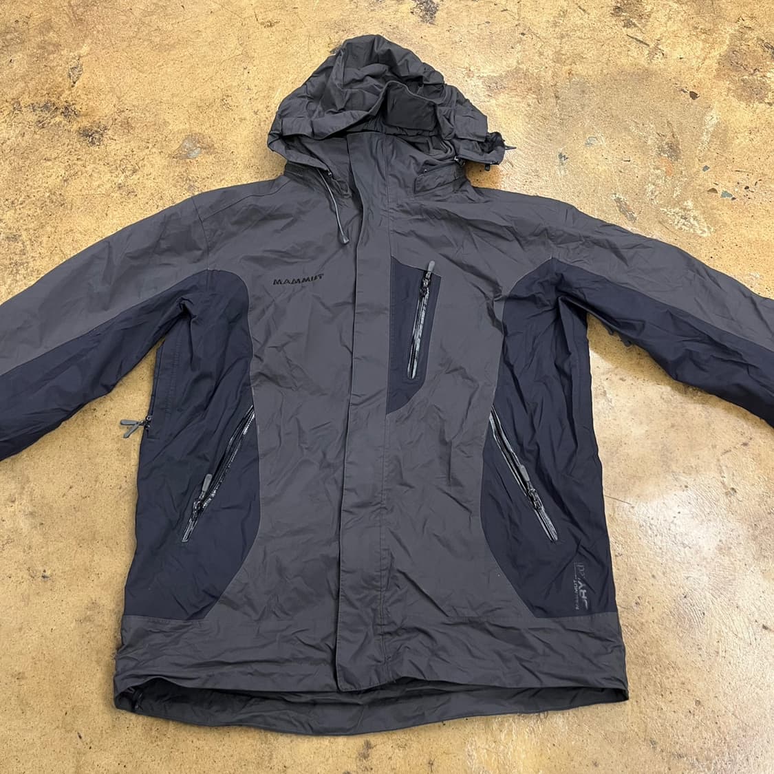 [정품/M] 마무트 드라이테크 바람막이 자켓 b17 상품이미지2